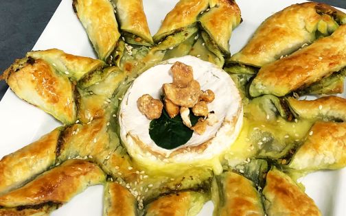 Christmas Pesto and Camembert Wreath